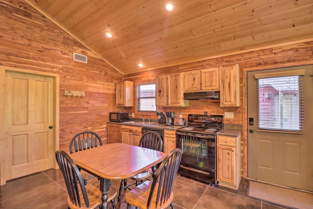 Heber Springs Cabin With Deck And River Views! Exterior foto
